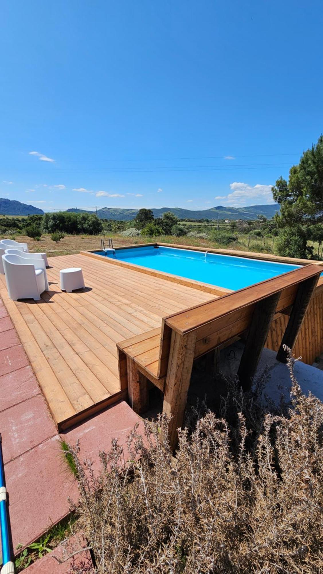 Villa Jolies Viddalba Buitenkant foto